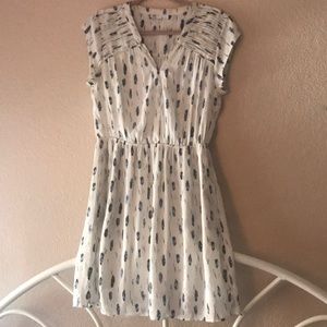 Feather pattern dress